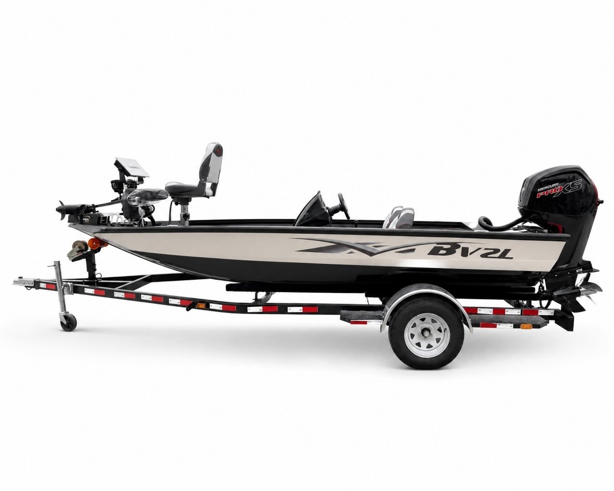 17 ft Aluminum Bass Boat