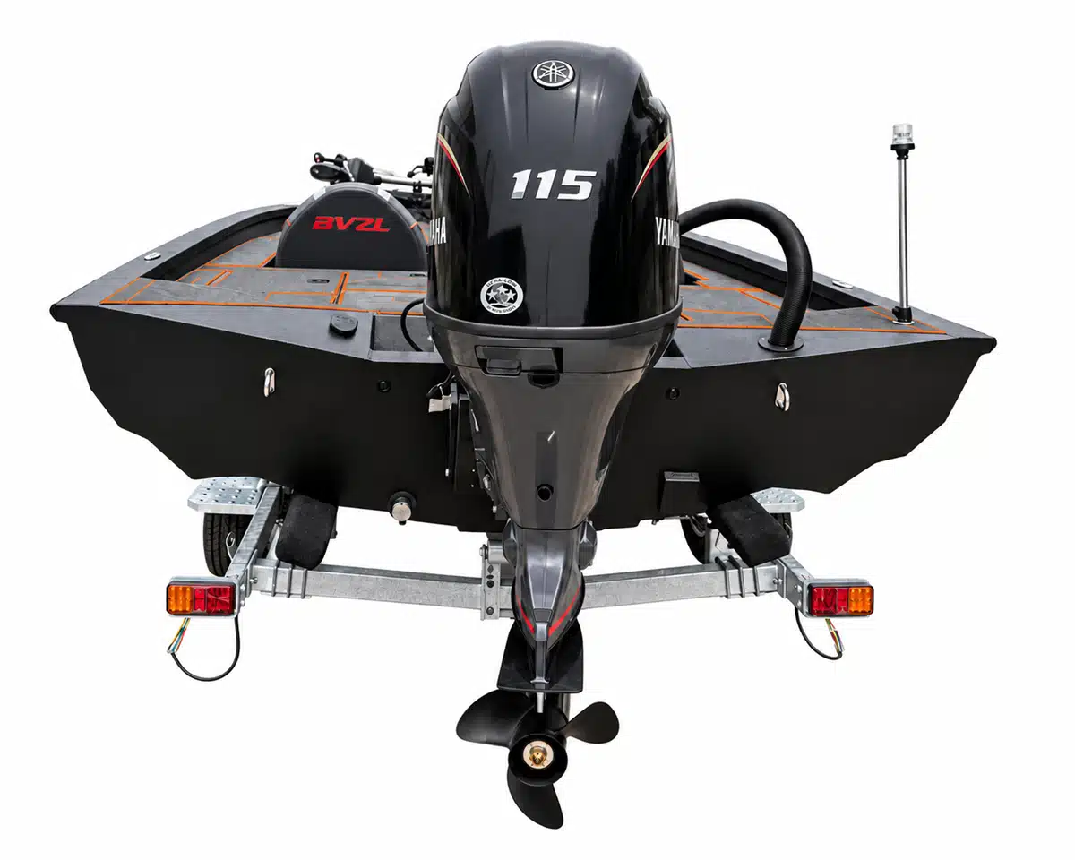 18-foot Aluminum Bass Fishing Boat stern view