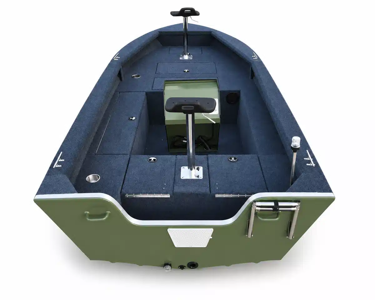 Utility Skiff stern view